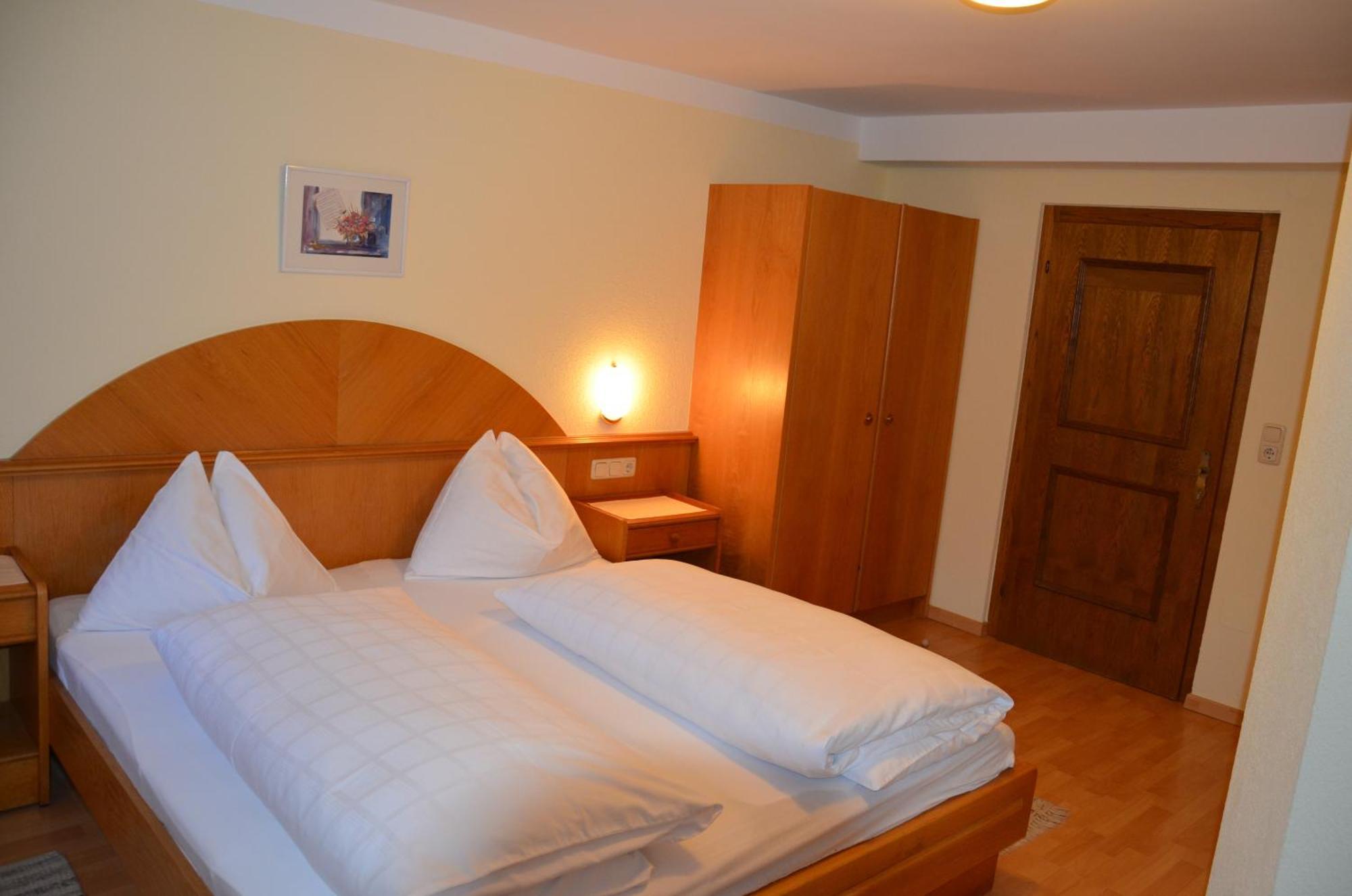 Landgasthof Reitsamerhof Werfen Room photo